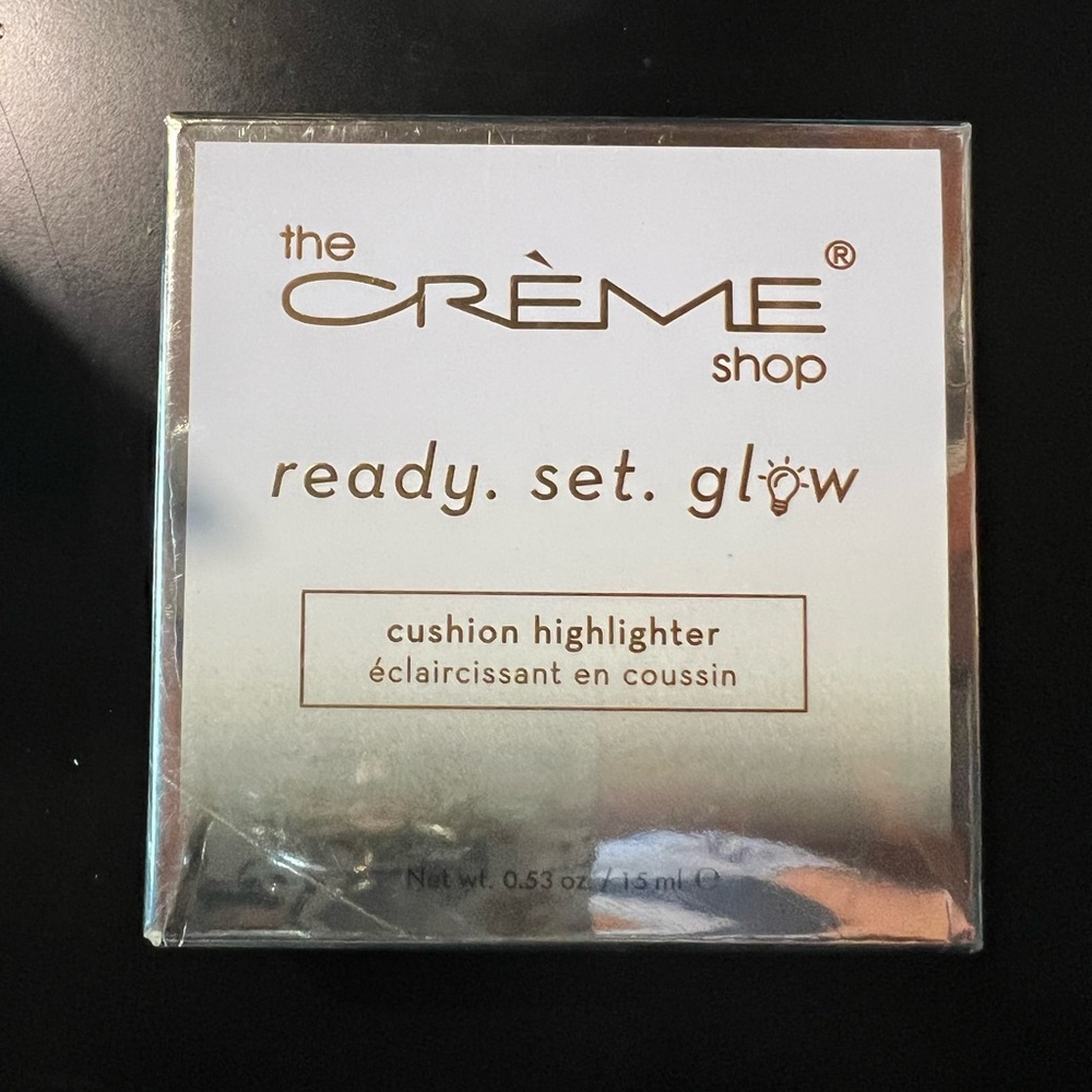 The Crème Shop Cushion Highlighter - Silver Glow